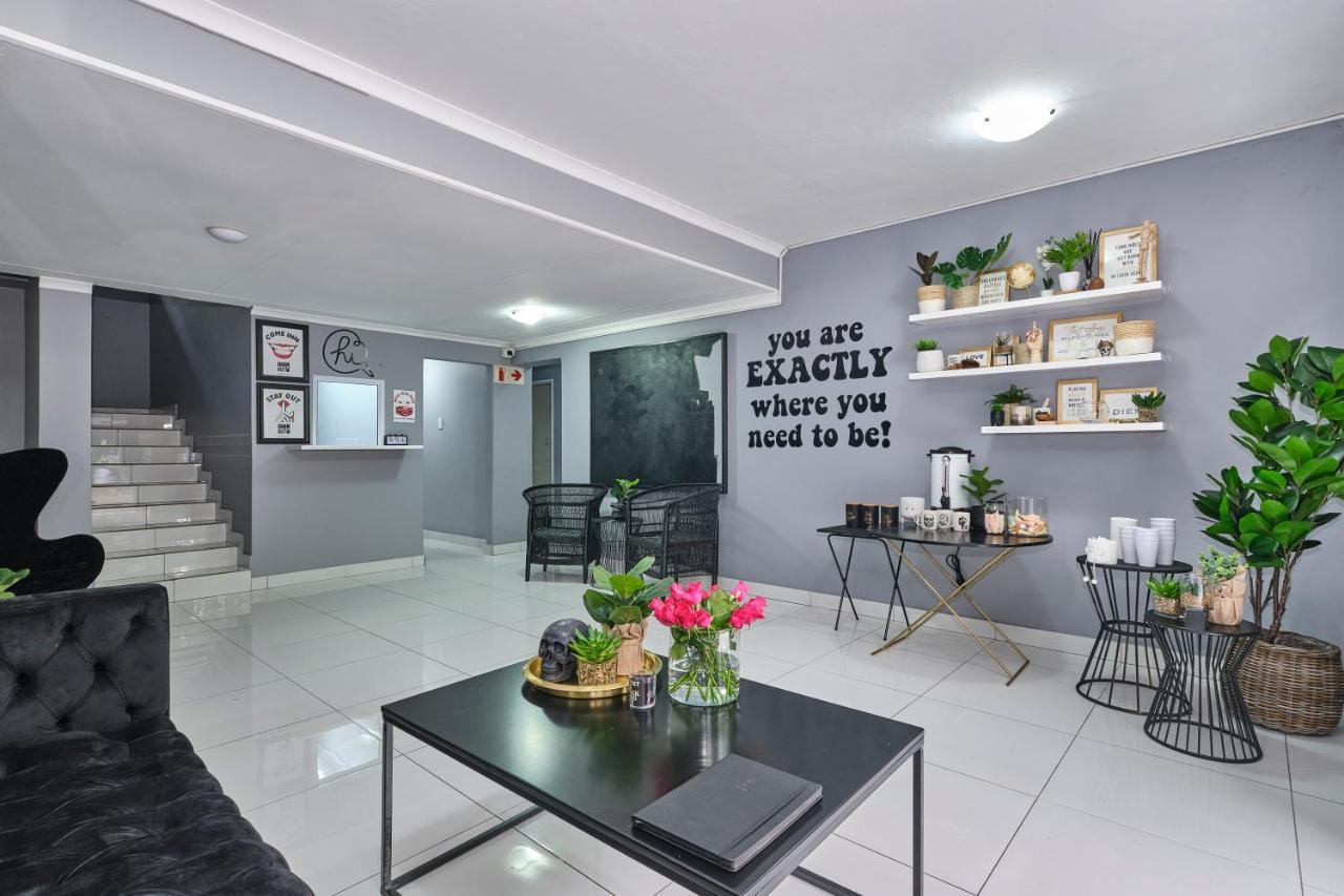 Inn & Out Sandton Johannesburg Ngoại thất bức ảnh