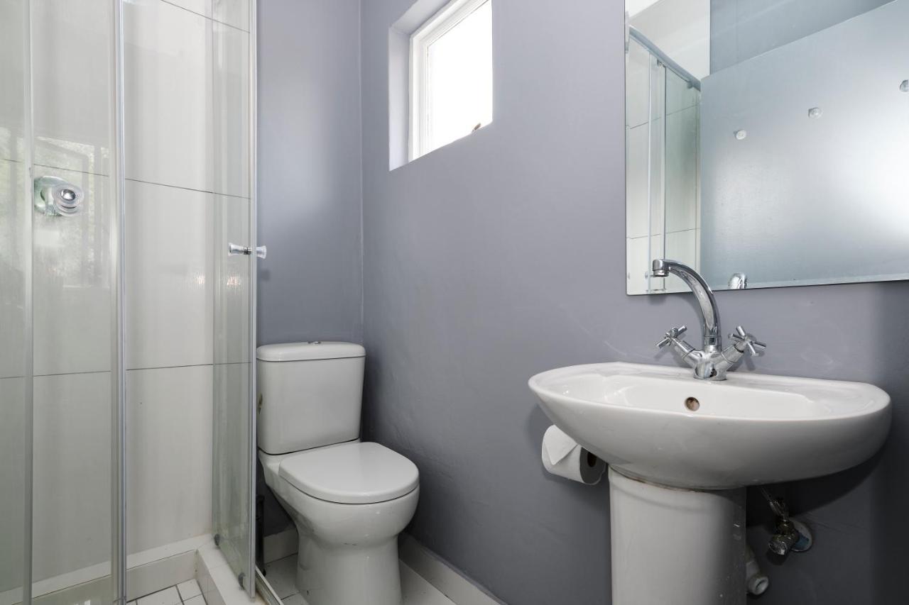 Inn & Out Sandton Johannesburg Ngoại thất bức ảnh