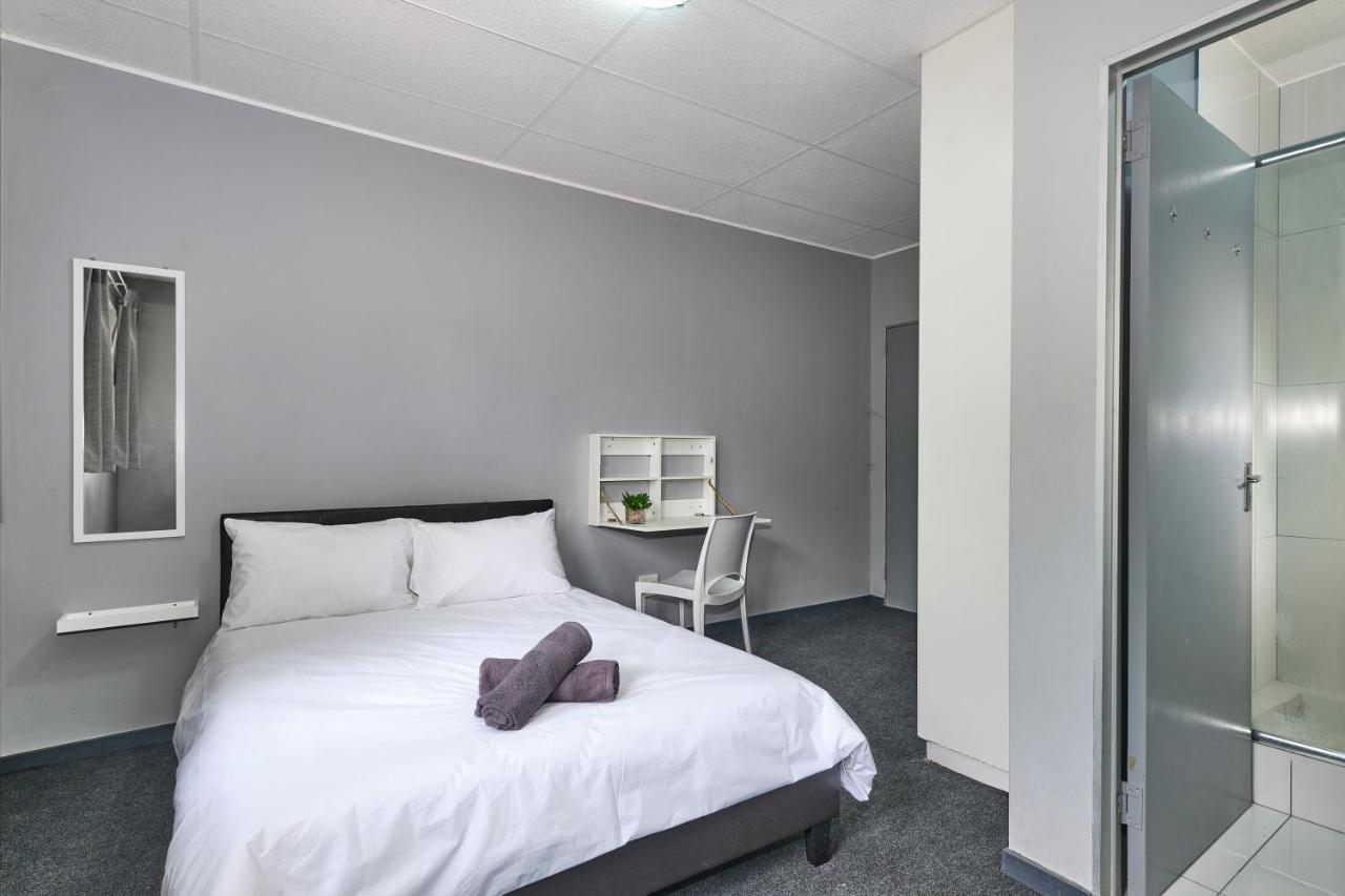Inn & Out Sandton Johannesburg Ngoại thất bức ảnh